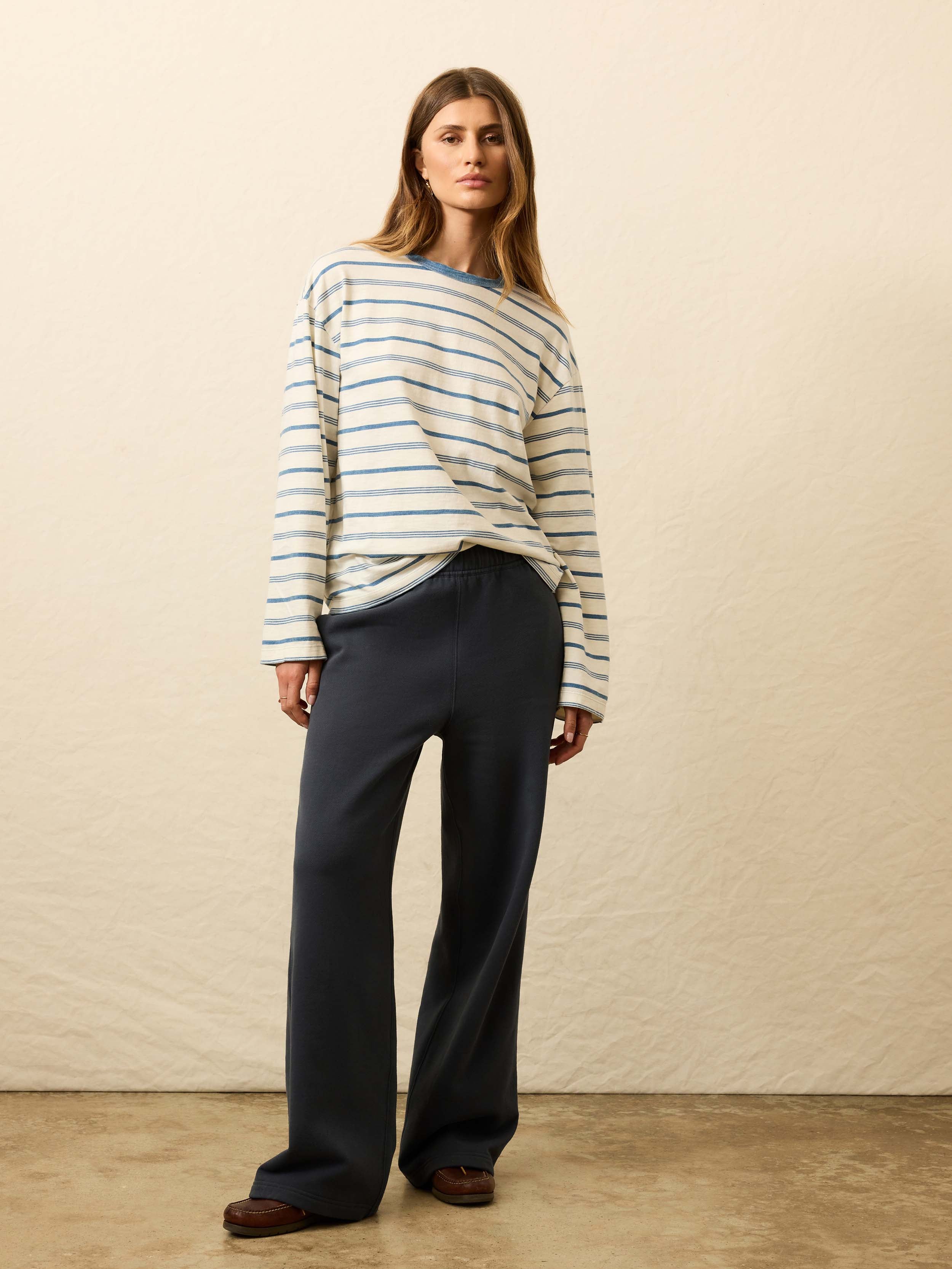 High Standard Fleece Wide Leg Sweatpant - Blue Nights | Faherty Brand