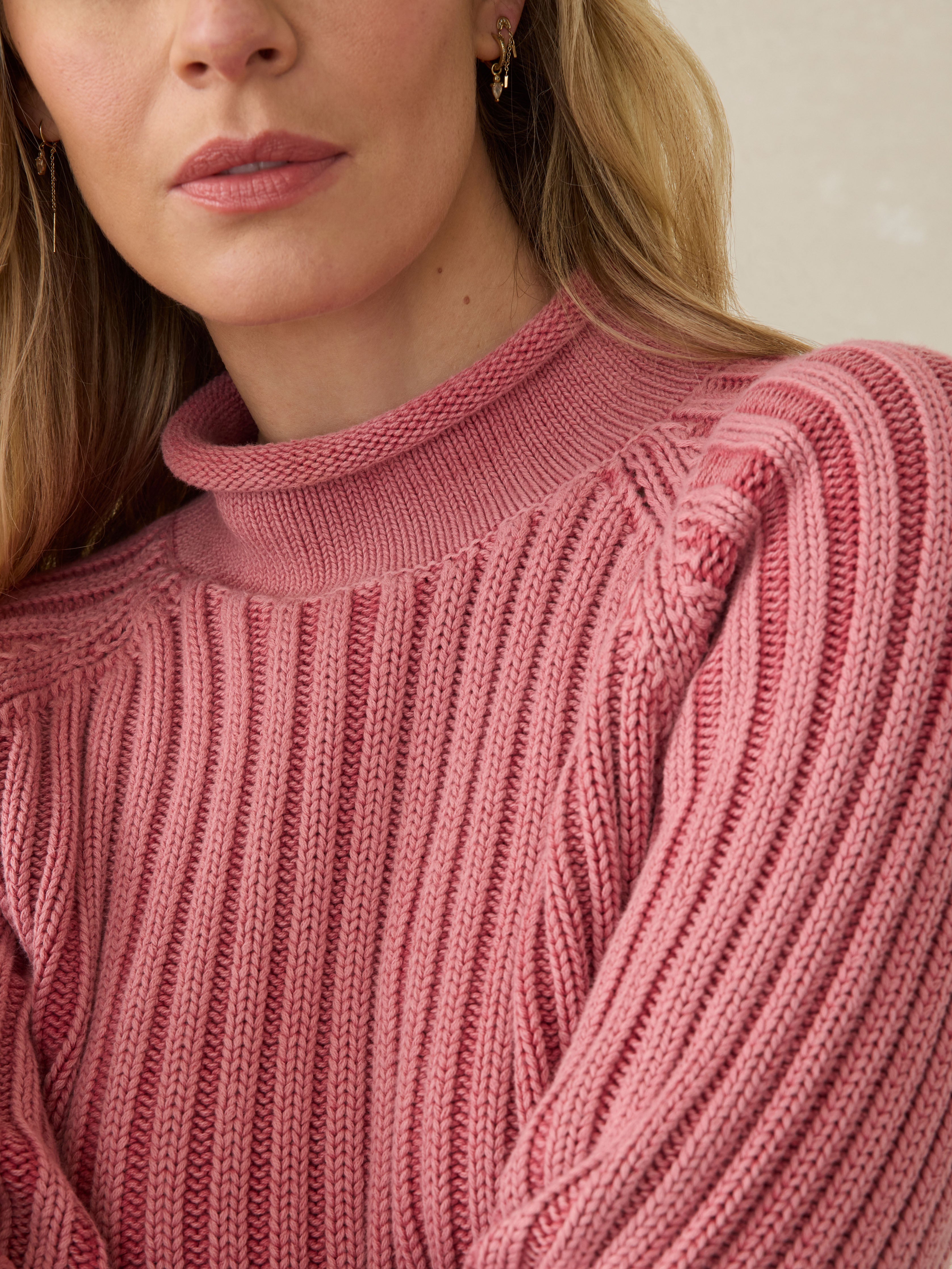 Sunwashed Rollneck Sweater - Baroque Rose | Faherty Brand