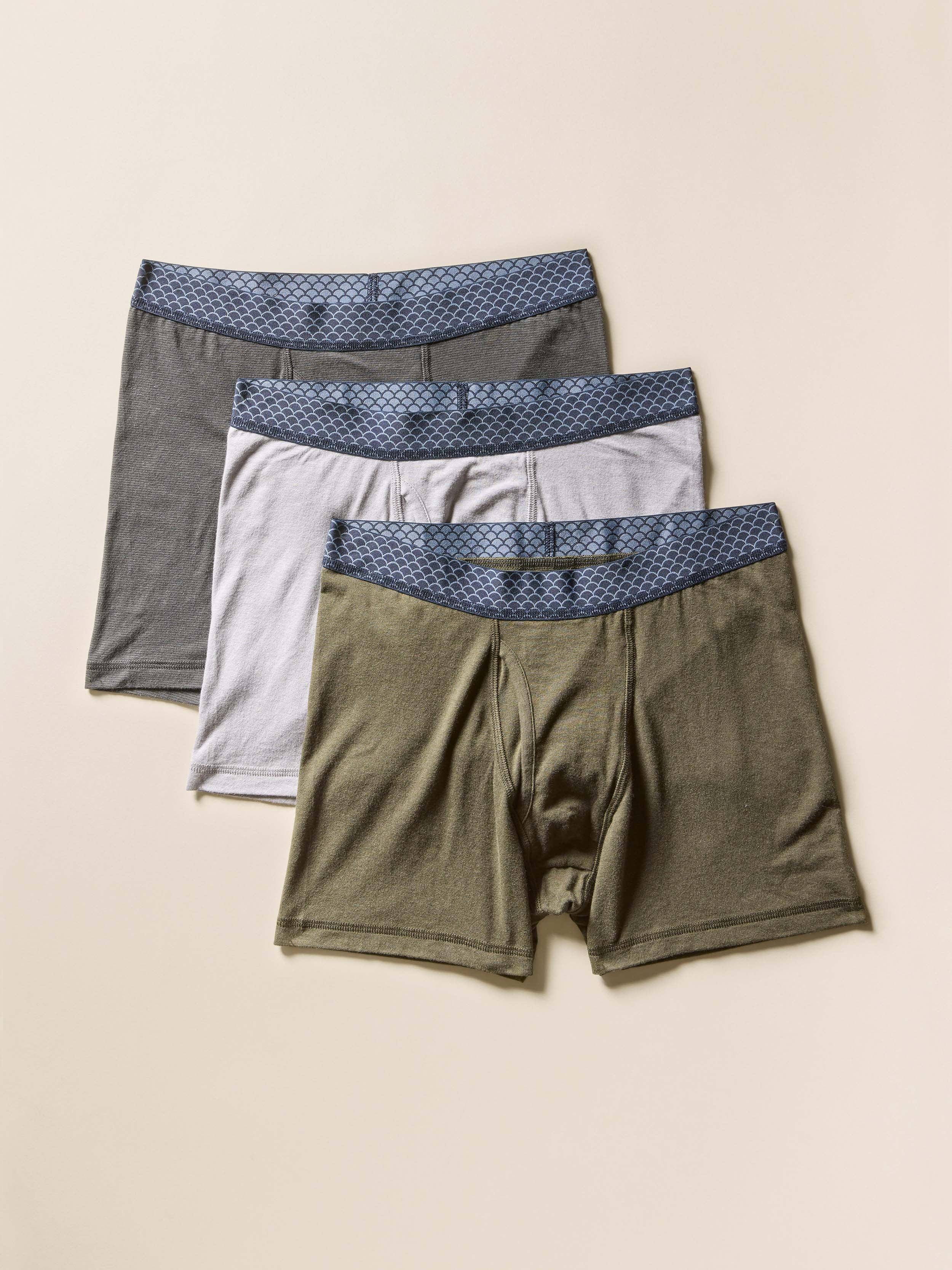 HO25 FAHERTY Mens MAH2502 BGO Boxer Brief   3 Pack BlackGreyOlive FRONT 4 Web