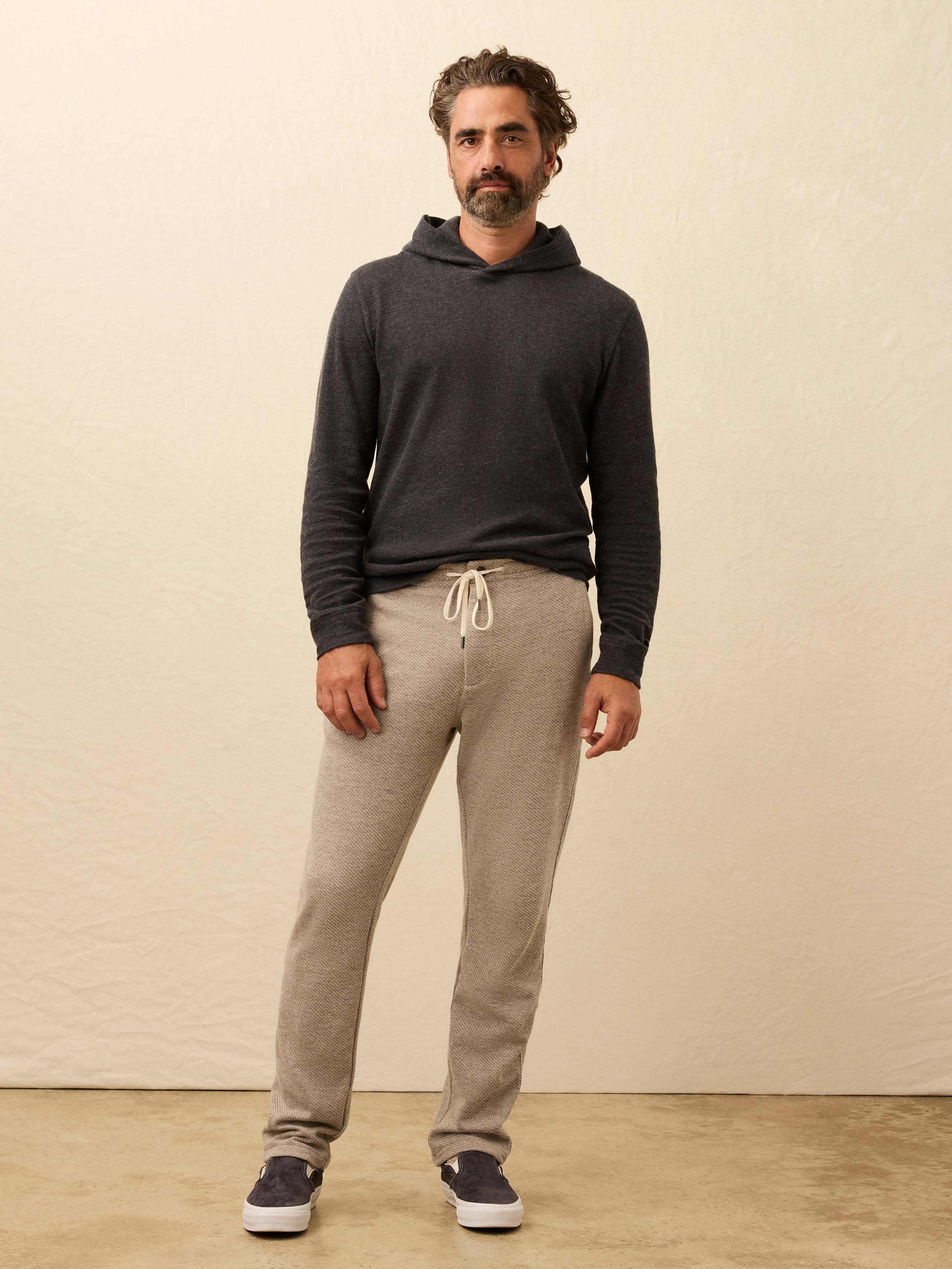 Aspen Lounge Cashmere Hoodie - Coal Smoke Melange | Faherty Brand