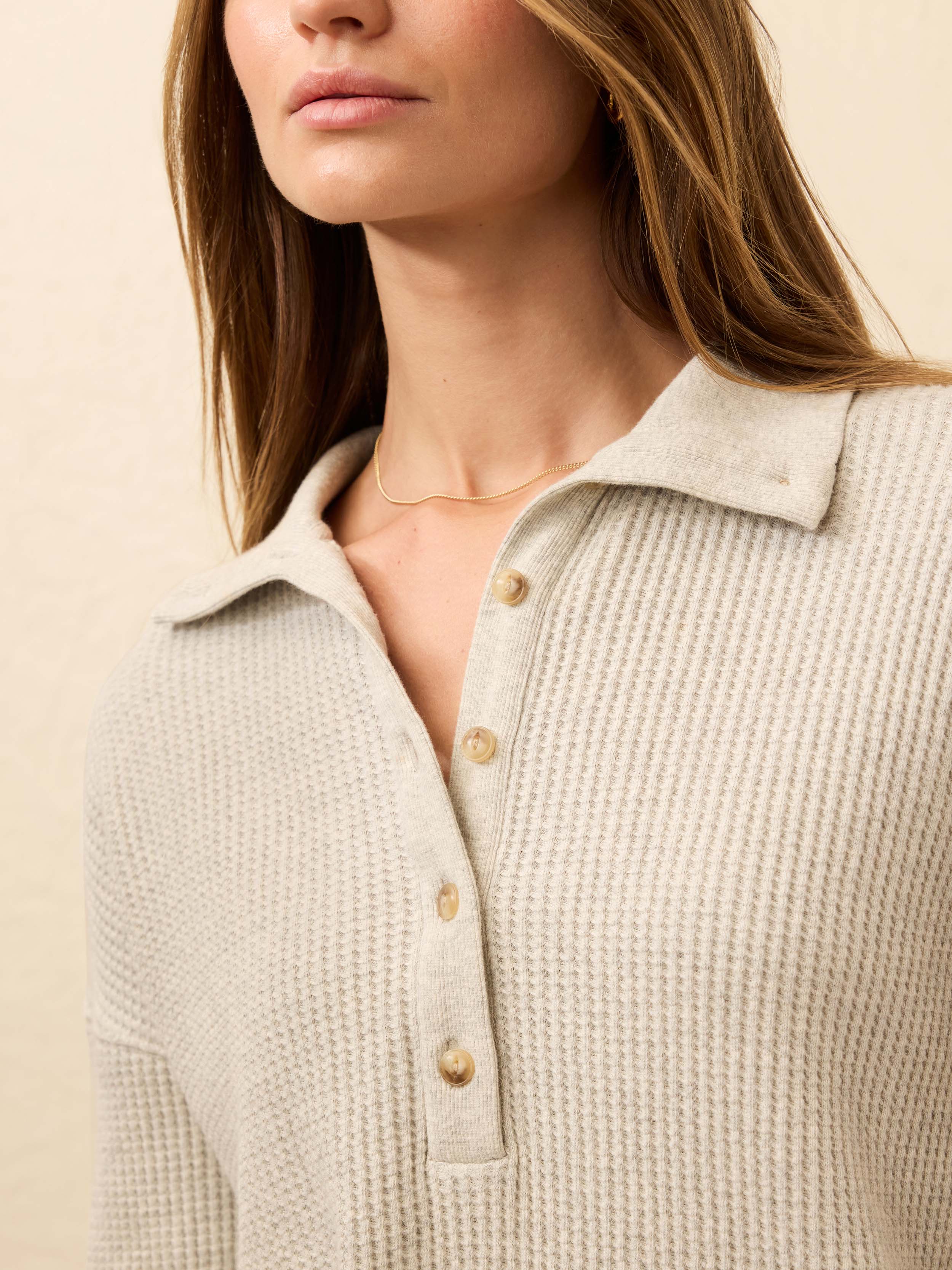 Apres Waffle Henley - Light Grey Heather | Faherty Brand