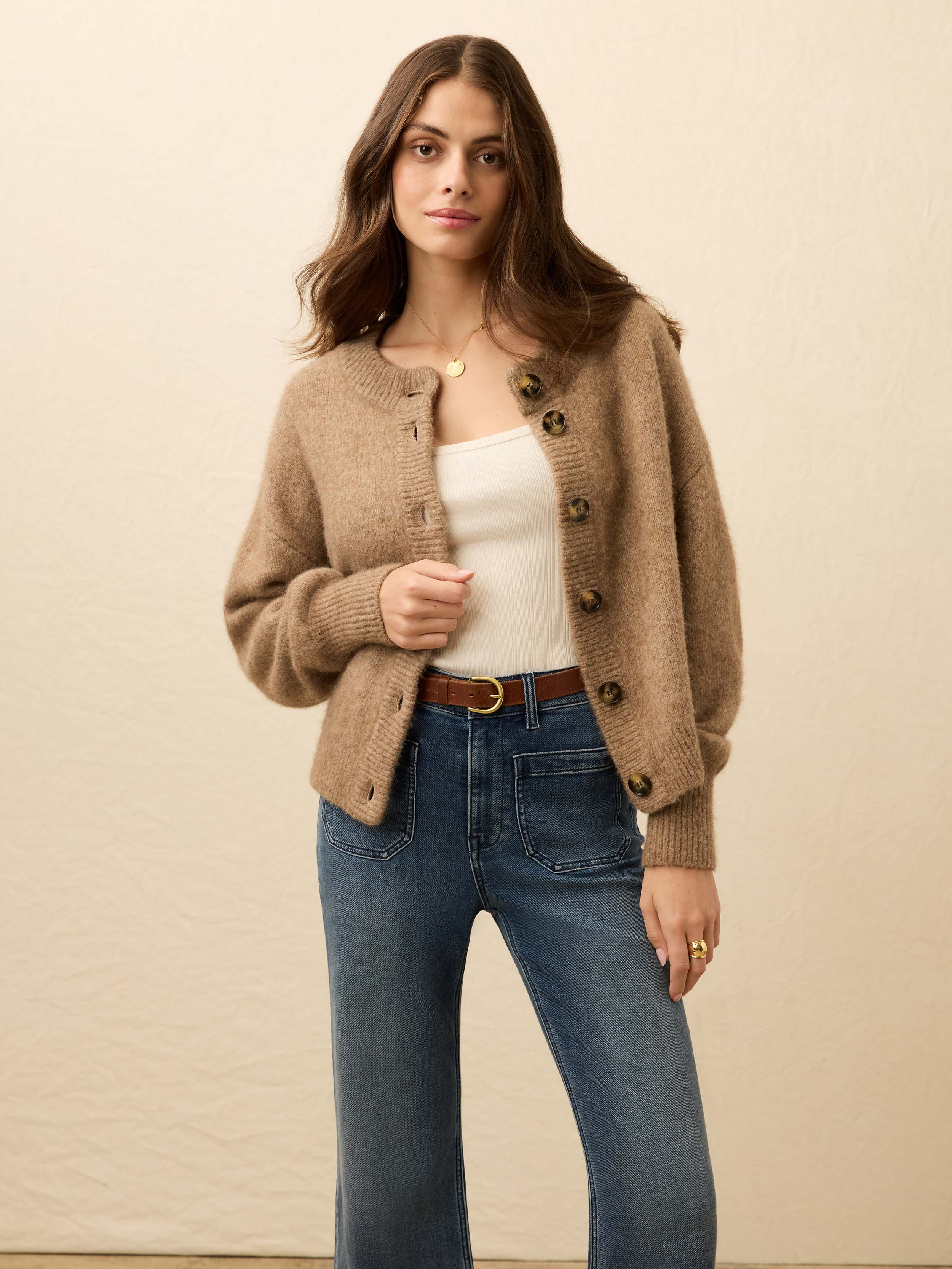 HO25 FAHERTY Womens WYF2544 TFE AlpineCozyCardigan Toffee OM FRONT CROP 1 Web f6903c4c 6b07 4f64 959a ba5871663d95