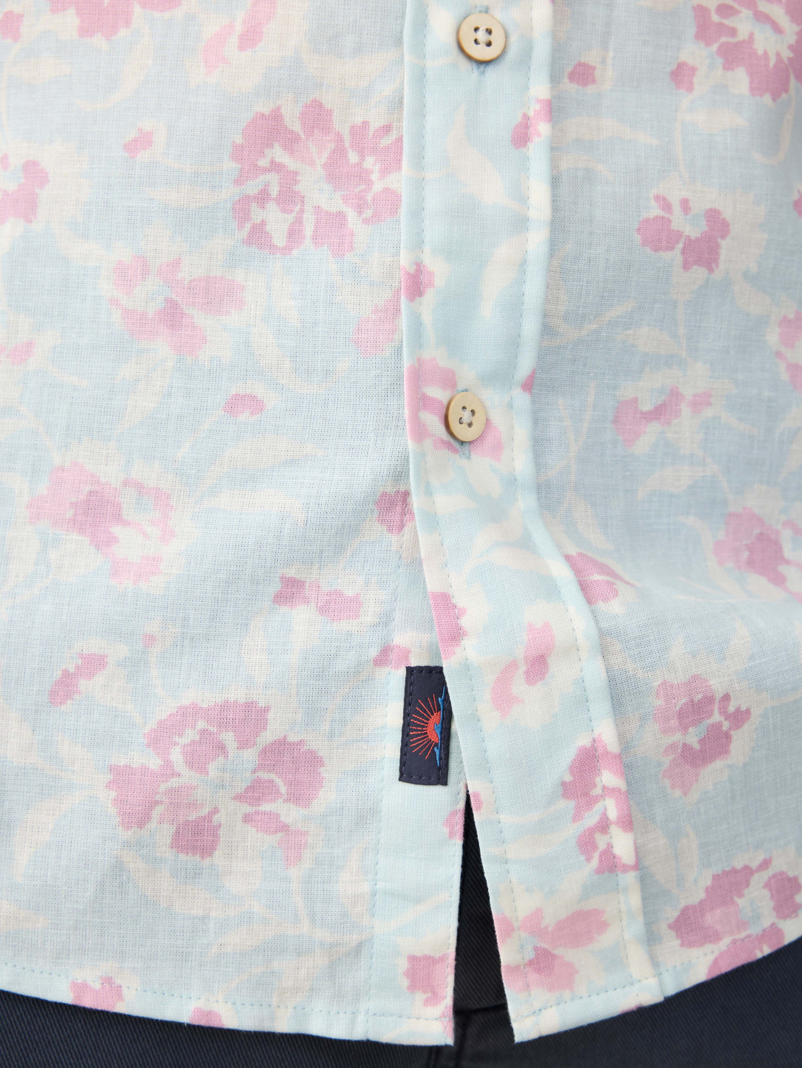 Short-Sleeve Breeze Shirt - Clear Waters Blossom