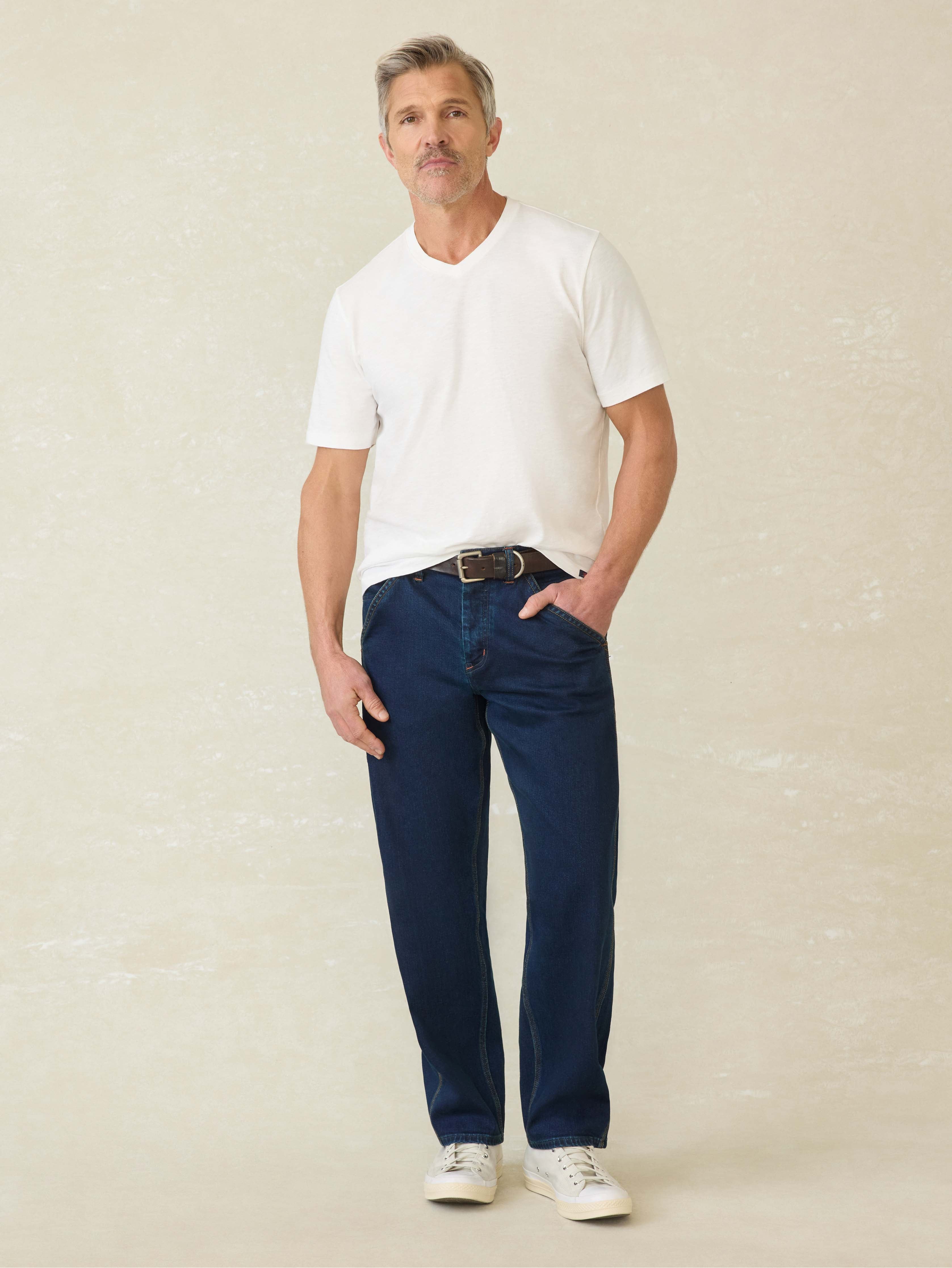 Short-Sleeve Sunwashed V-Neck Tee - White | Faherty Brand