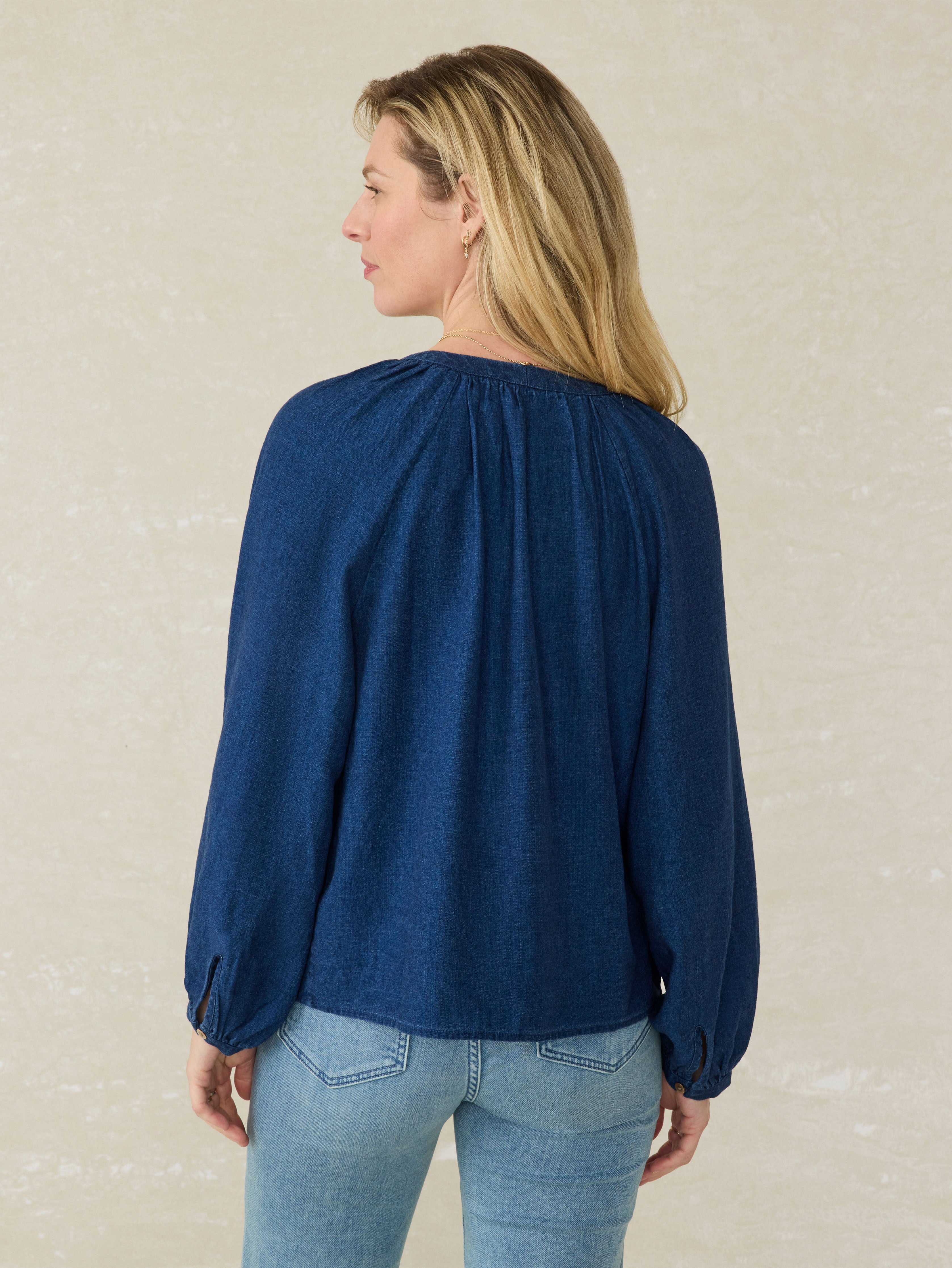 Tried & True Easton Top - Deep Lagoon Wash | Faherty Brand