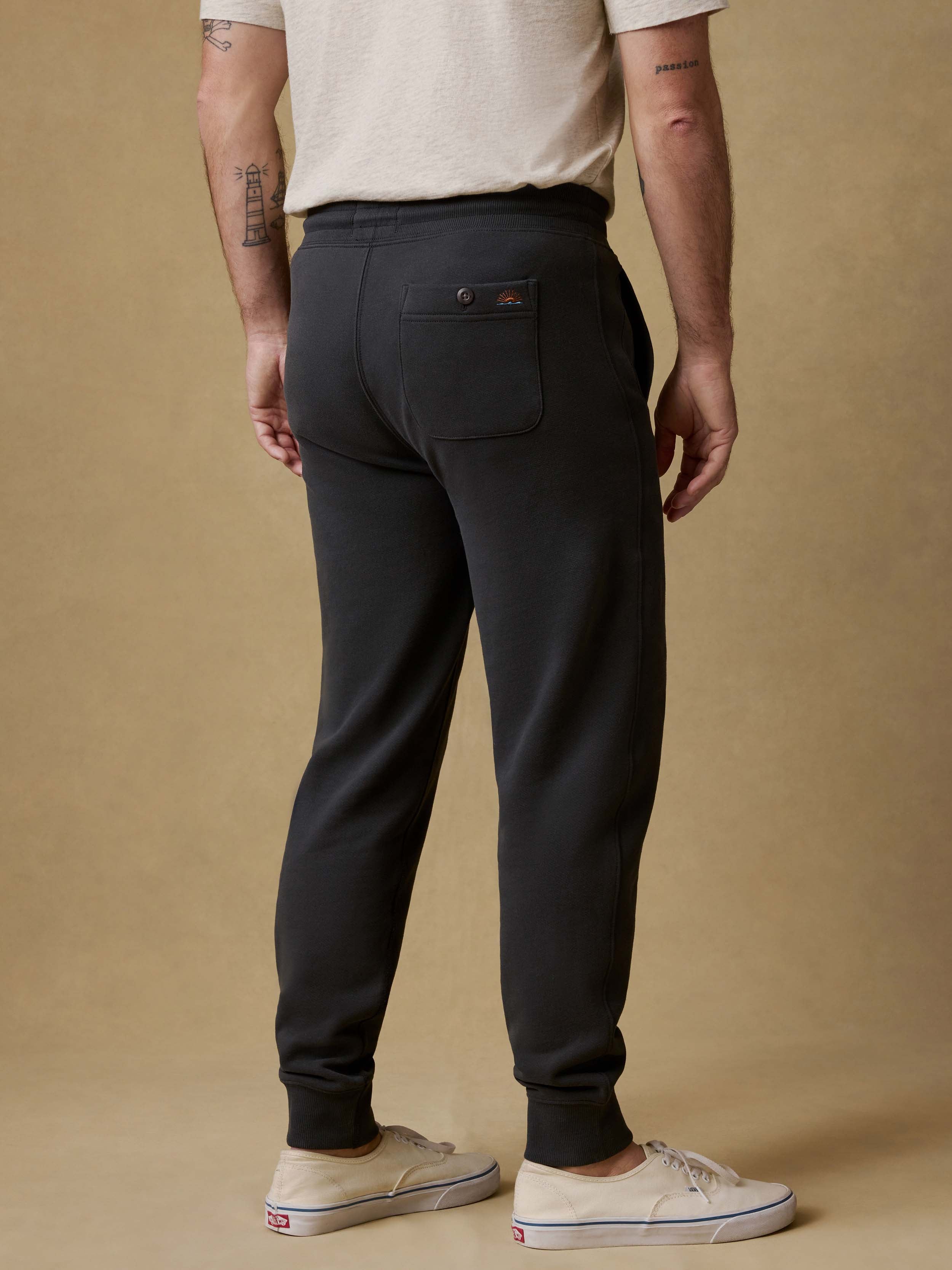 High Standard Fleece Sweatpant - Mountain Black | Faherty Brand