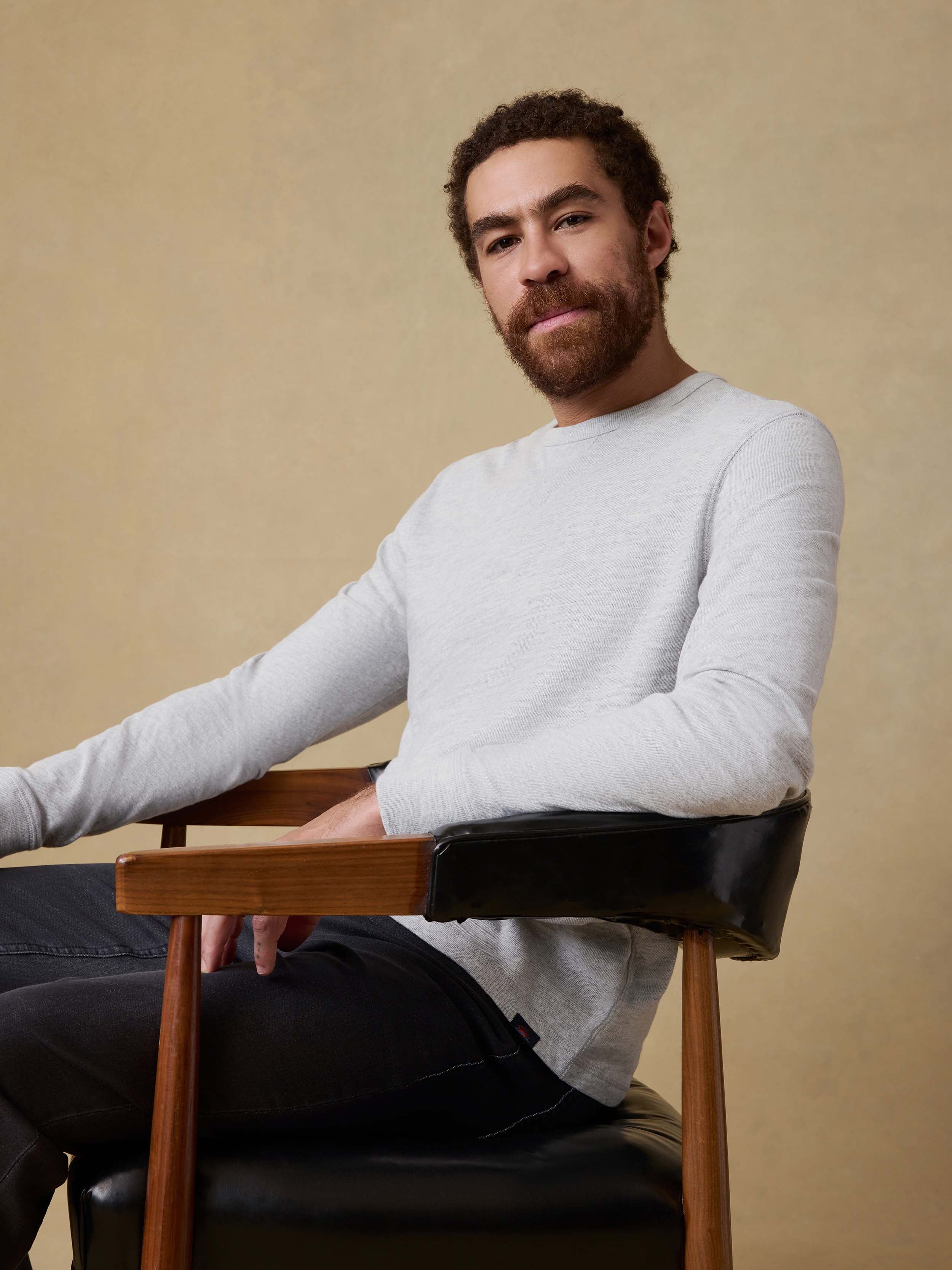 Sunwashed Organic Crew - Light Grey Heather | Faherty Brand