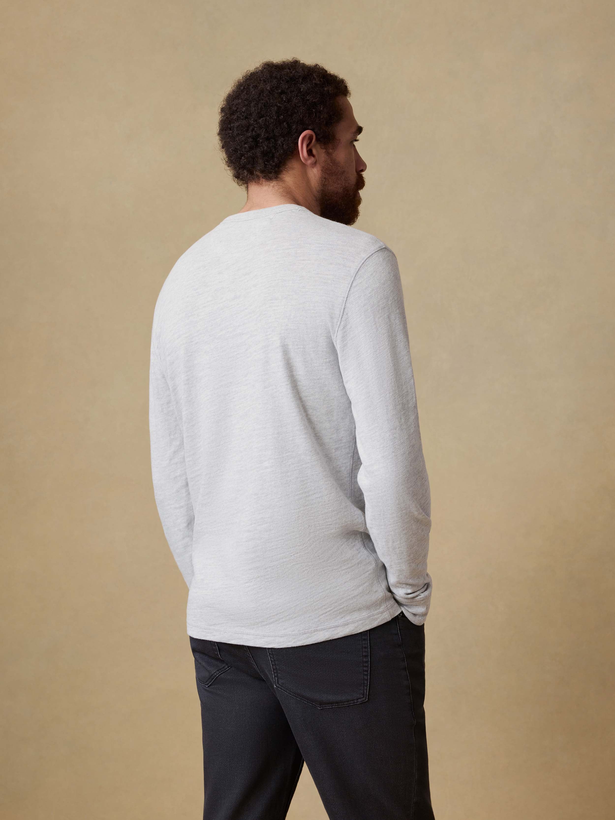 Sunwashed Organic Crew - Light Grey Heather | Faherty Brand