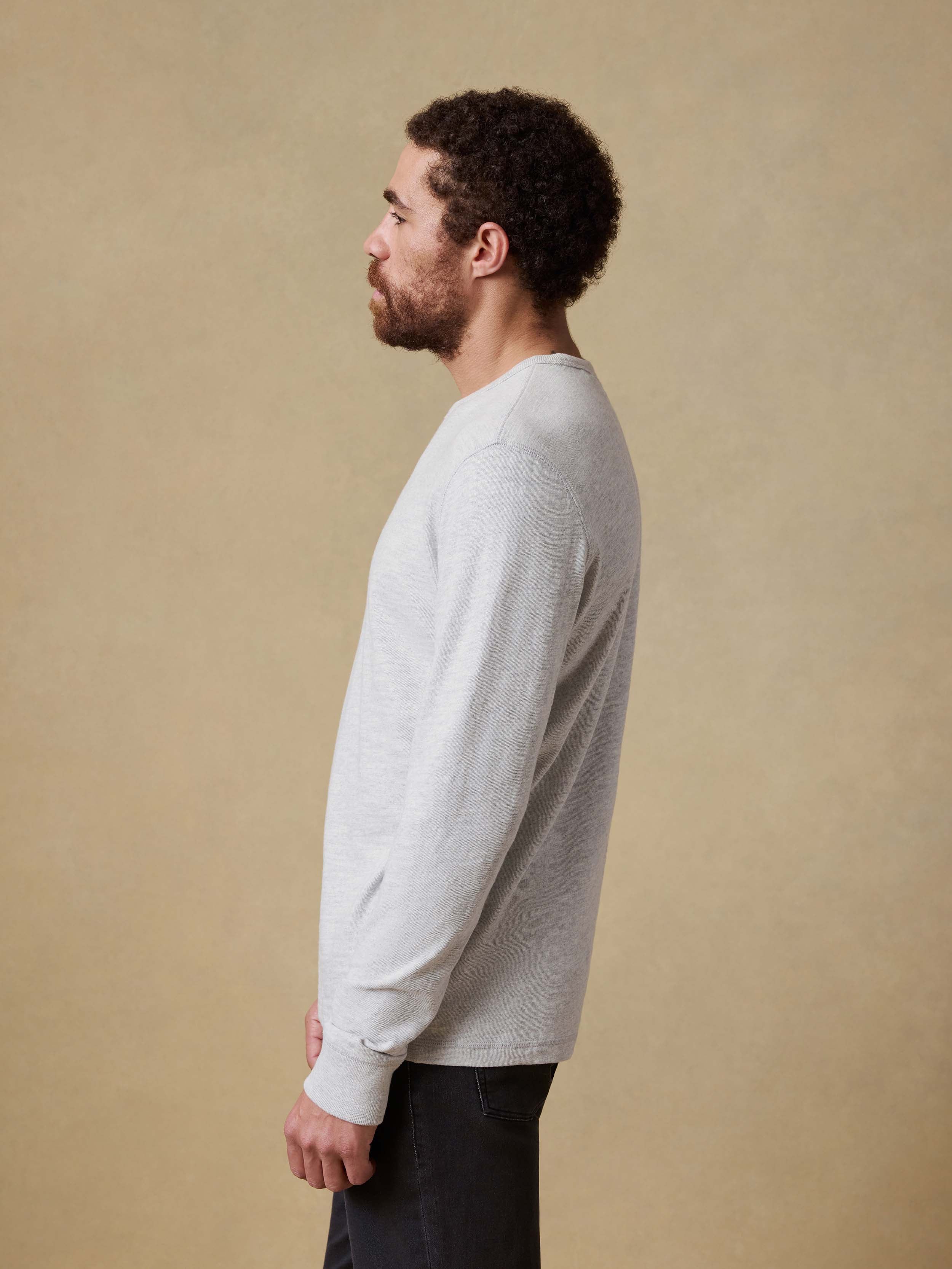 Sunwashed Organic Crew - Light Grey Heather | Faherty Brand