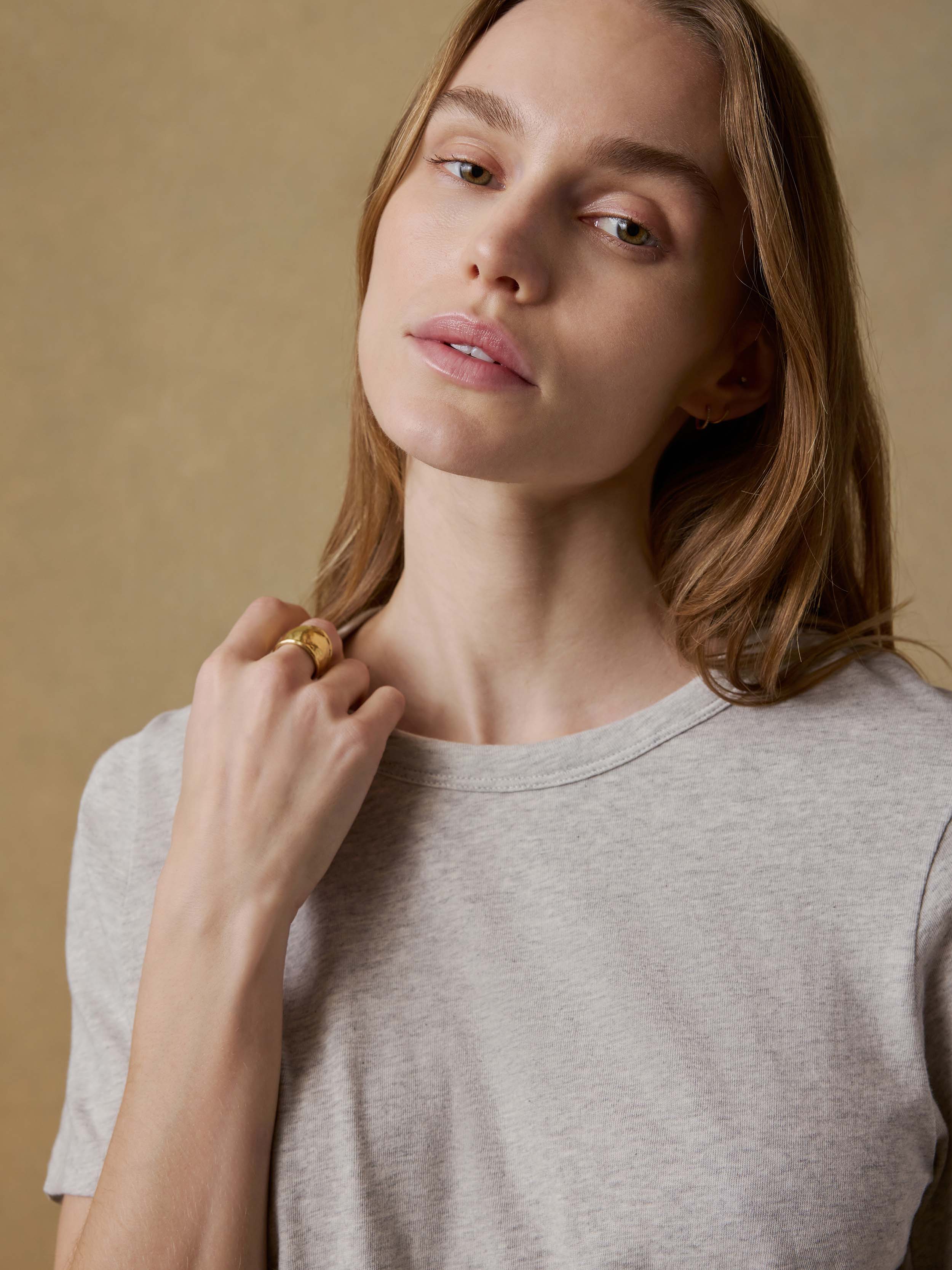Sunwashed Regenerative Tee - Dune Grey Heather | Faherty Brand